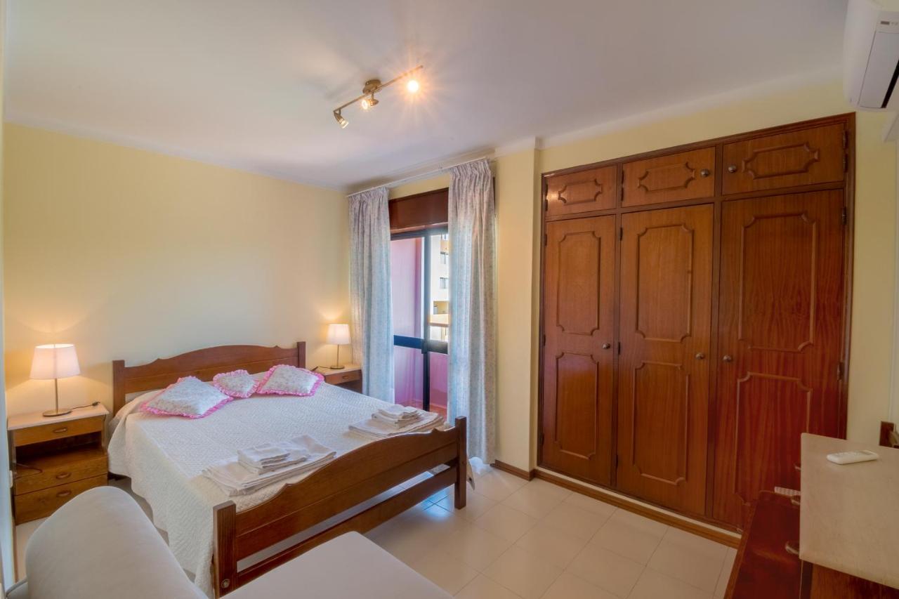 Apartamento Sao Pedro Do Mar Quarteira Eksteriør billede